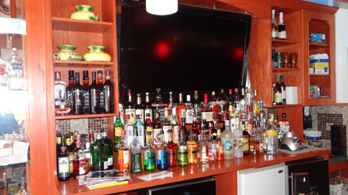 Full liquor service at Tokyo Sushi III in West Hartford